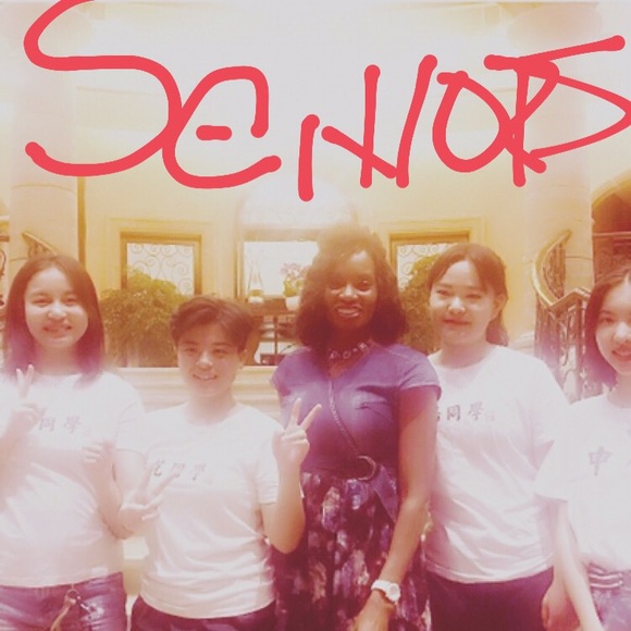 Hello 😊 ! Welcome to my 👗. - Picture 11 of 16